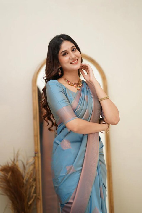 Women's Blue Silk Blend Saree with Elegant Solid Weave & Designer Border