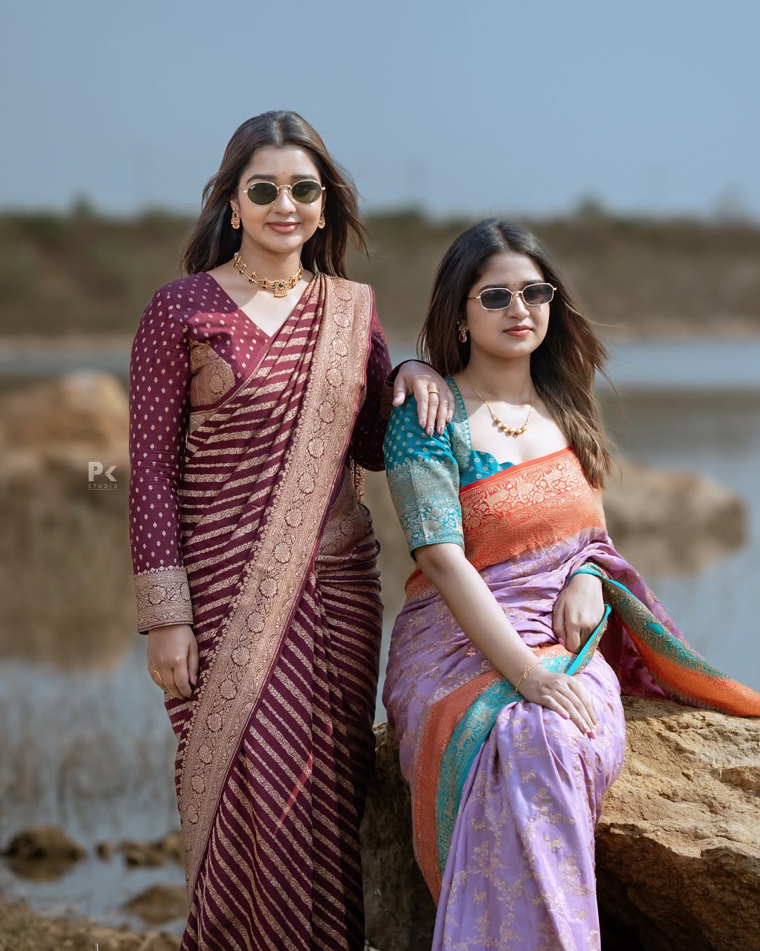 Entrancing Maroon Soft Silk Saree With Surpassing Blouse Piece