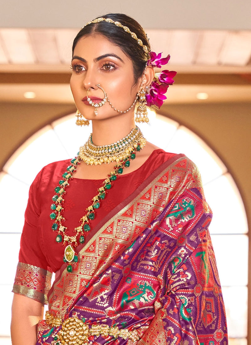 Women Printed Saree with Contrast Border