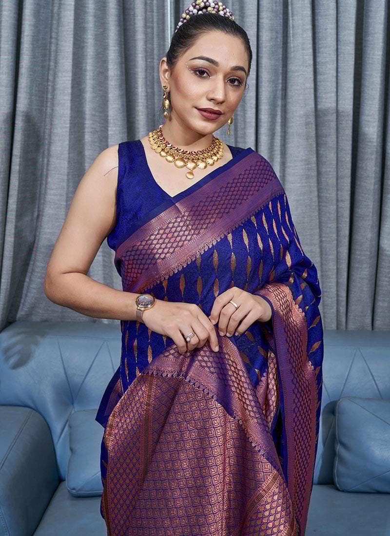 Woven Saree with Contrast Border