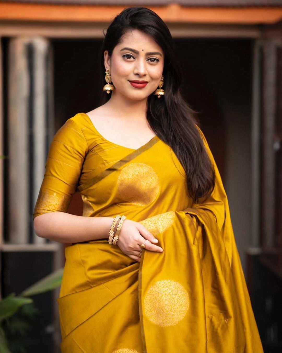 Elegant Yellow Silk Saree with Gold Polka Motifs & Rich Designer Pallu