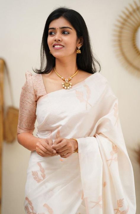 Elegant Off-White Soft Silk Saree with Subtle Peach Border