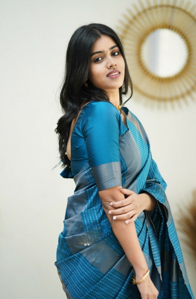 Women's Ocean Blue Linen Silk Saree with Woven Striped Design & Designer Tassel Pallu