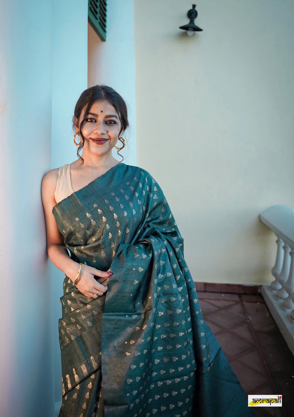 Women's Aqua Blue Silk Blend Saree with Golden Woven Motifs & Elegant Designer Pallu