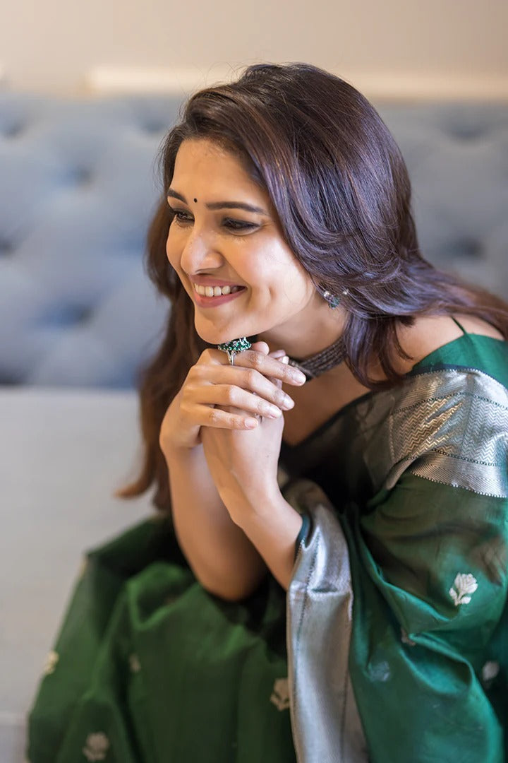 Women's Emerald Green Saree with Silver Zari Border