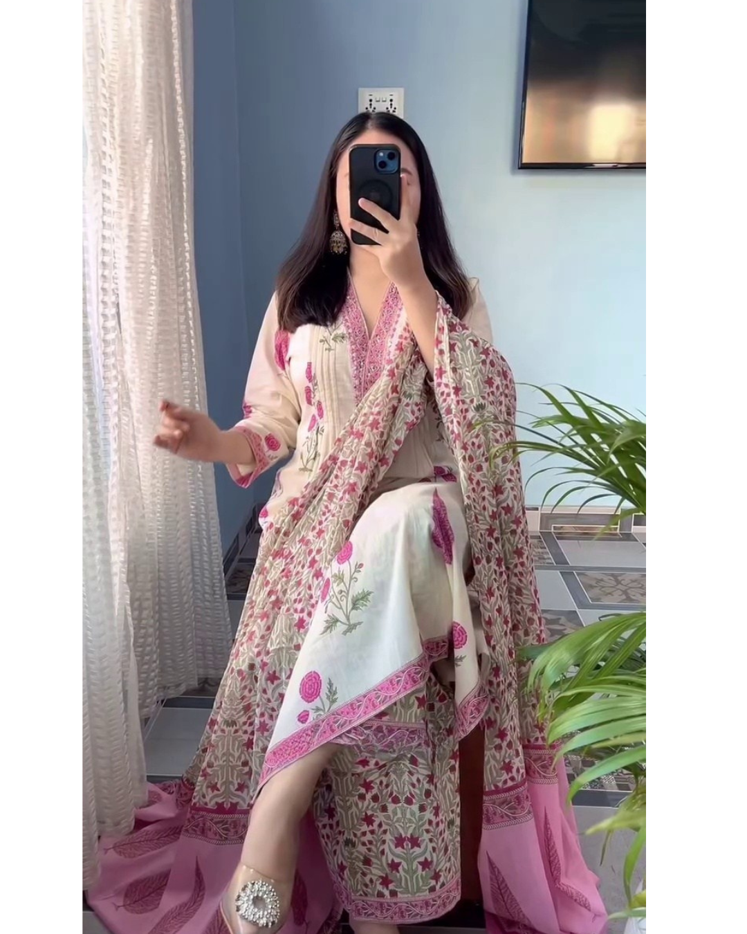 Ivory & Pink Floral Printed Kurta Set with Matching Dupatta