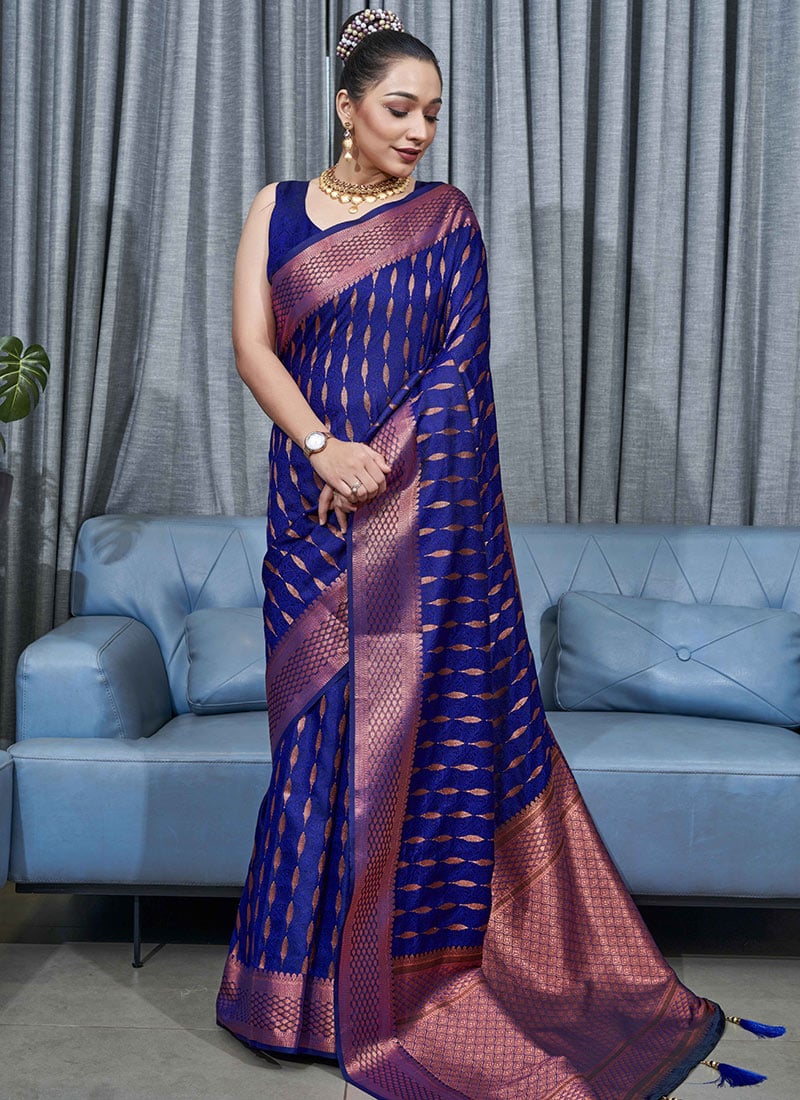 Woven Saree with Contrast Border