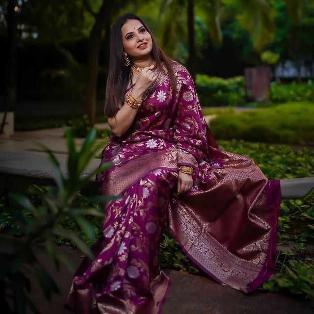 Royal Banarasi Silk Saree with Rich Zari Weaving – Purple & Rose Gold