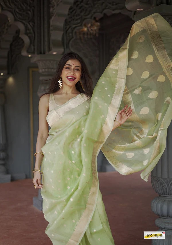 Women's Kanjivaram Soft Pure Silk Banarasi Sarees With Blouse Piece