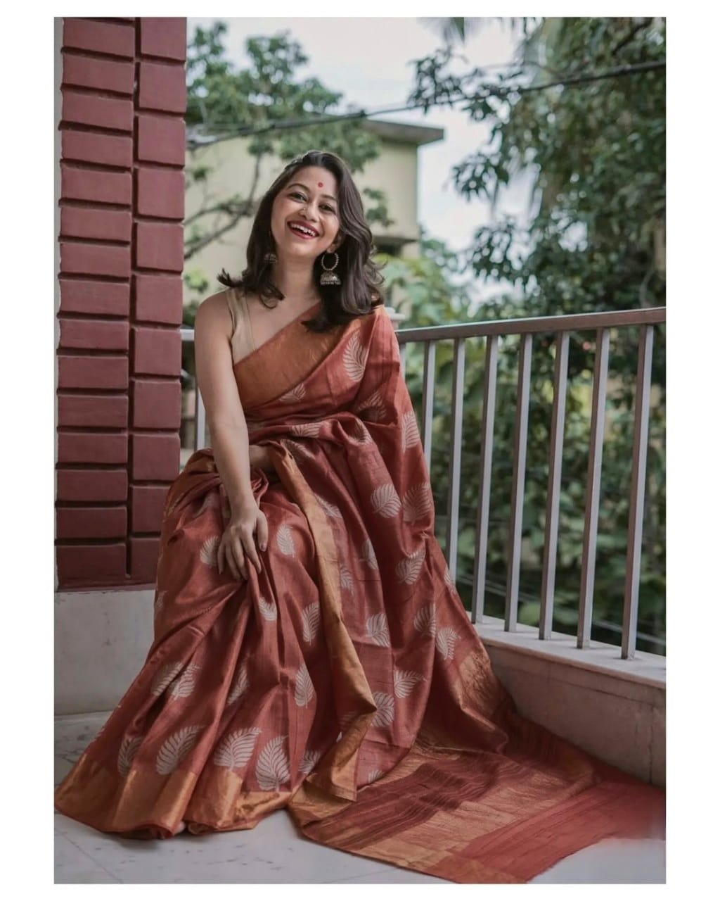 Women's Copper Brown Silk Saree with Golden Leaf Motifs