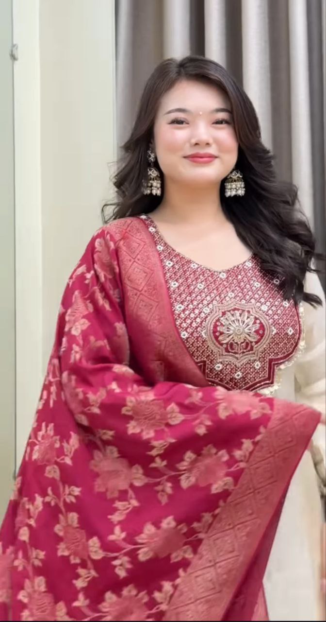 Elegant Ivory Embroidered Kurta Set with Red Floral Dupatta