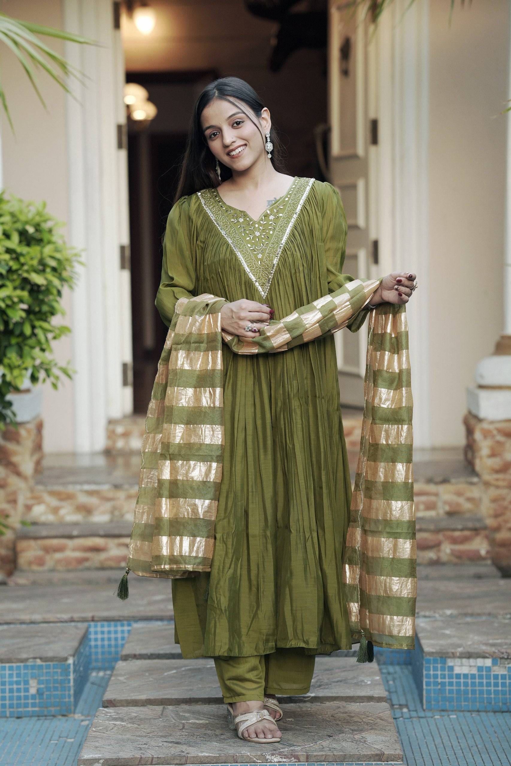 Women's Olive Green /Rust Brown Embroidered Kurta Pant Set with Striped Dupatta
