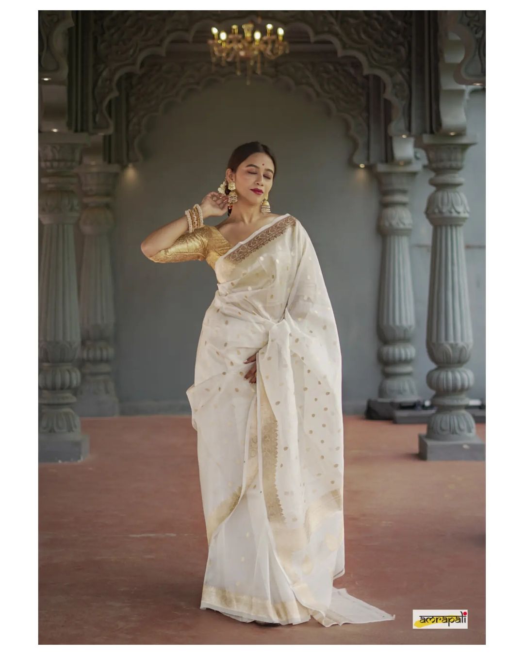 Women's White Silk Saree with Golden Zari Border