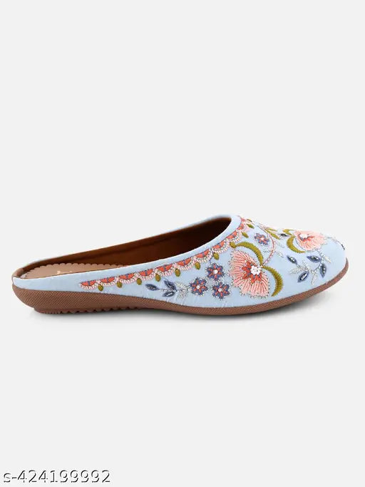Women Pointed Toe Ethnic Embellished Canvas Mules