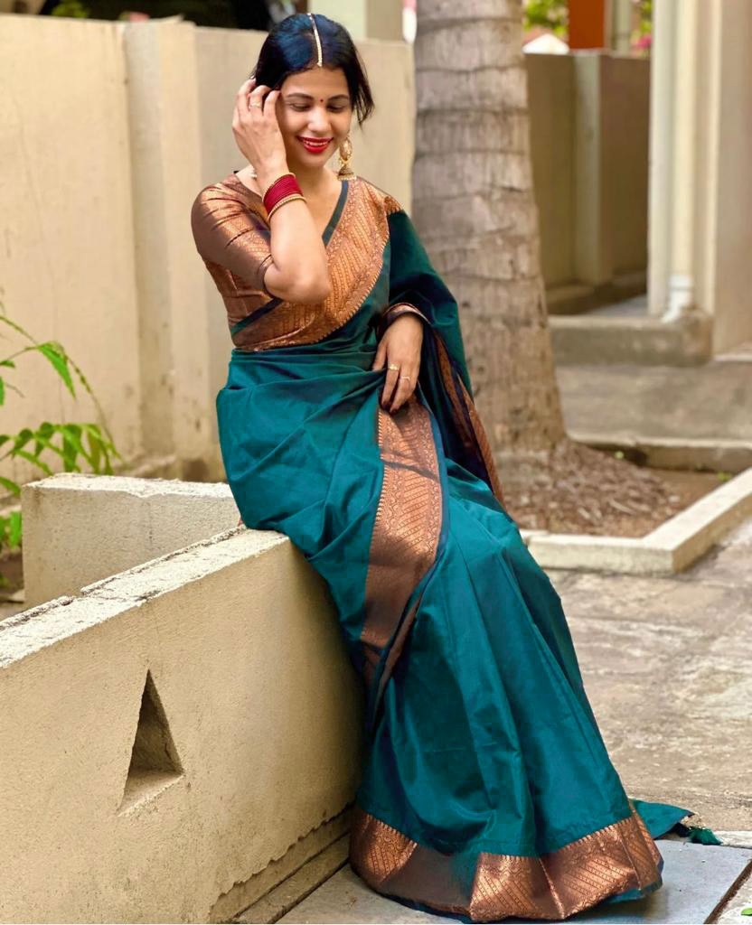 Woven Banarasi Soft Silk Saree with Tassels