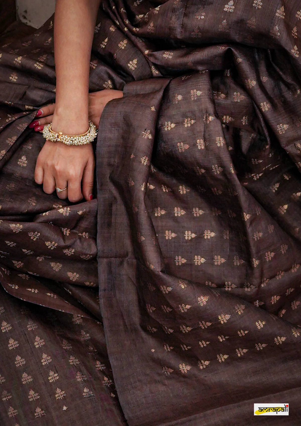 Women's Coffee Brown Silk Blend Saree with Golden Woven Motifs & Designer Pallu