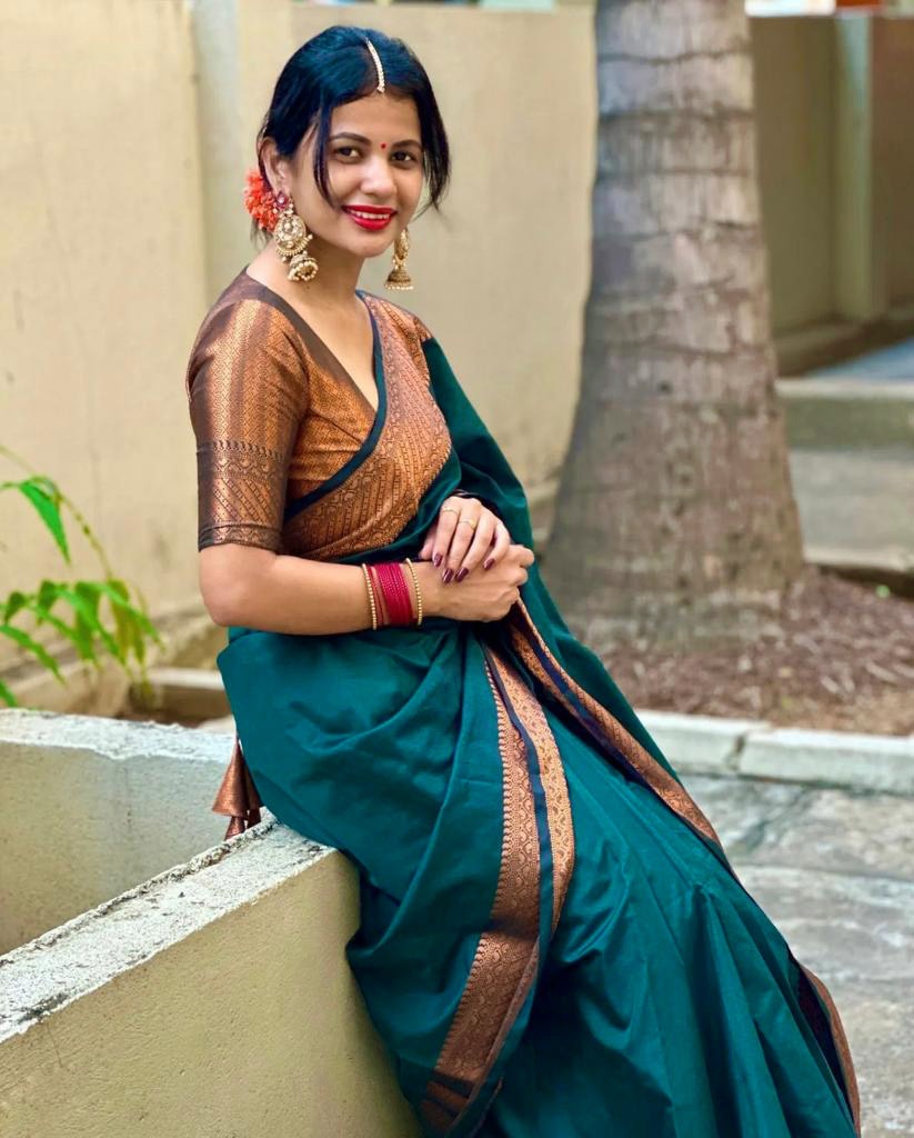 Woven Banarasi Soft Silk Saree with Tassels