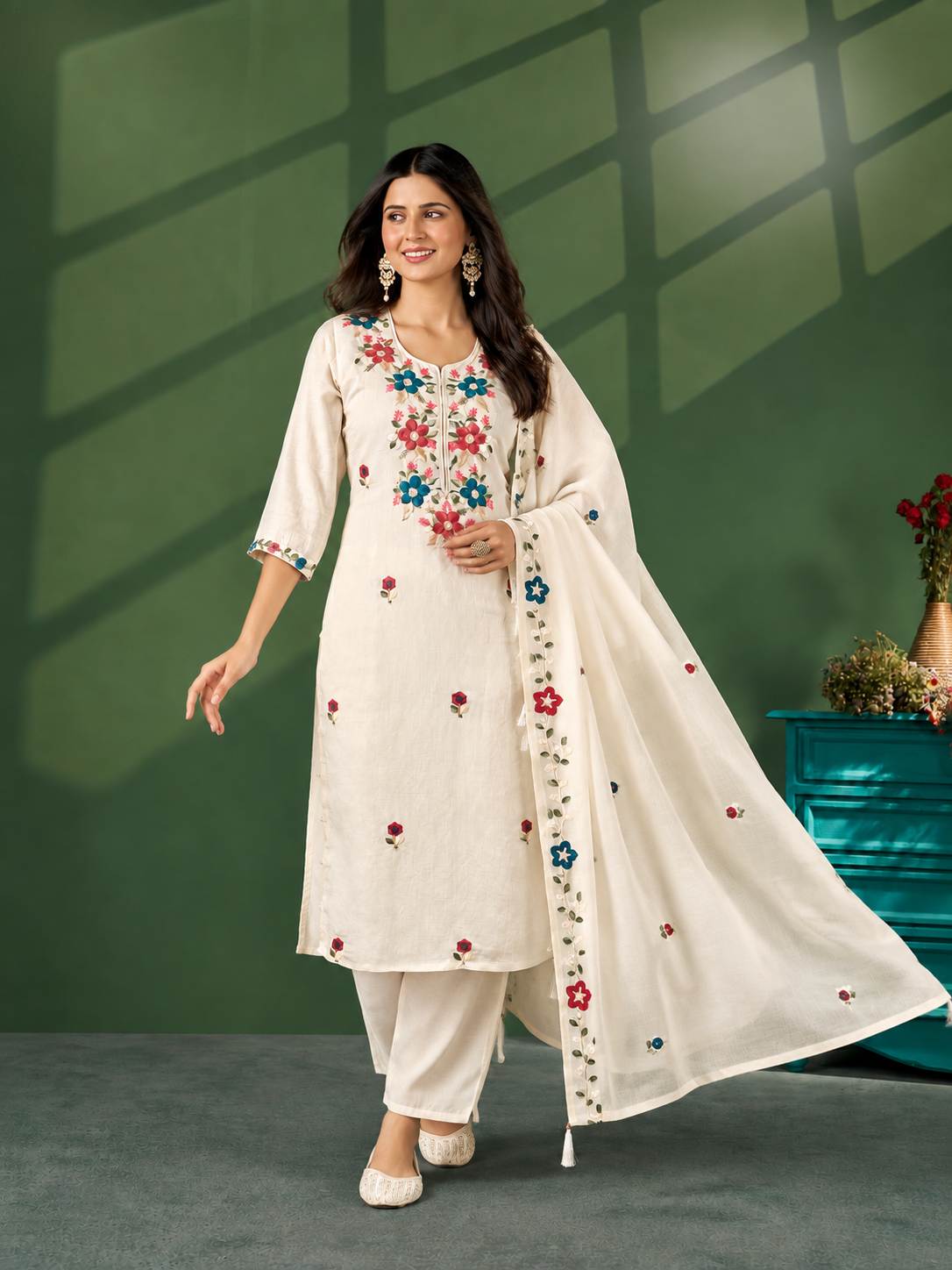 Women's Premium Off White Floral Embroidered Straight Kurta Pant set
