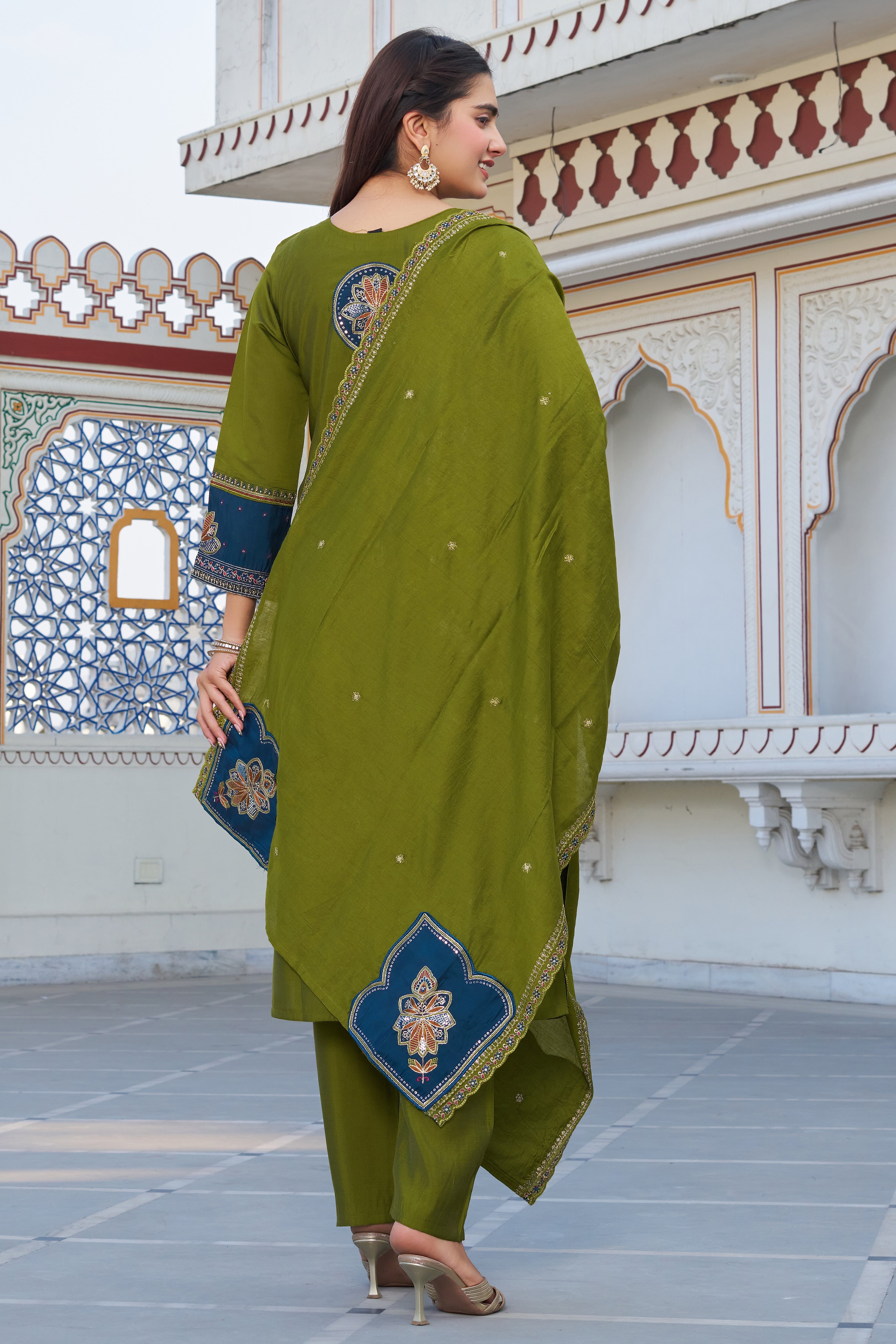 Premium Olive Green Embroidered Kurta Pant Set with Contrast Dupatta