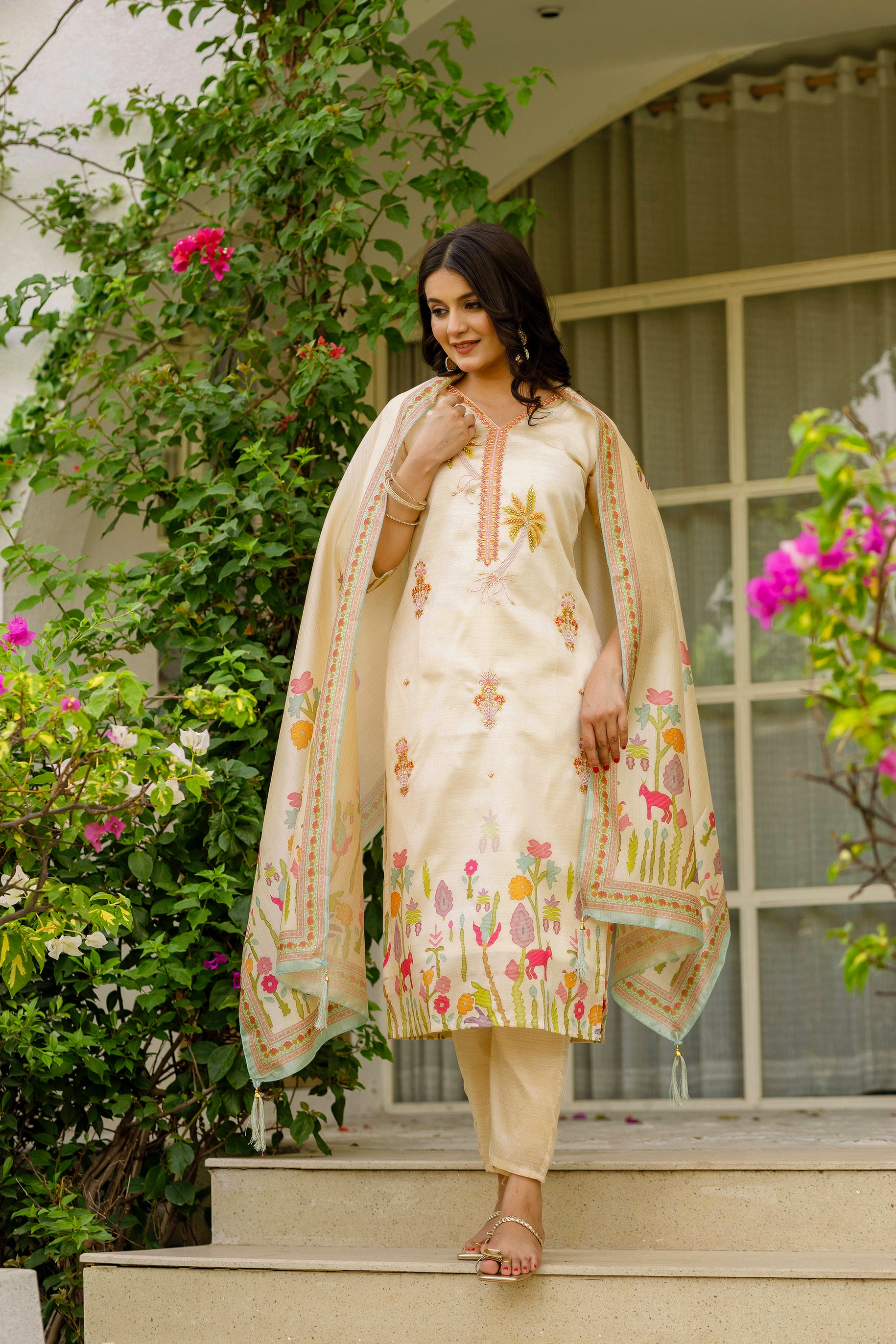 Women's Cream Embroidered Palm Tree Kurta Pant & Printed Dupatta Set