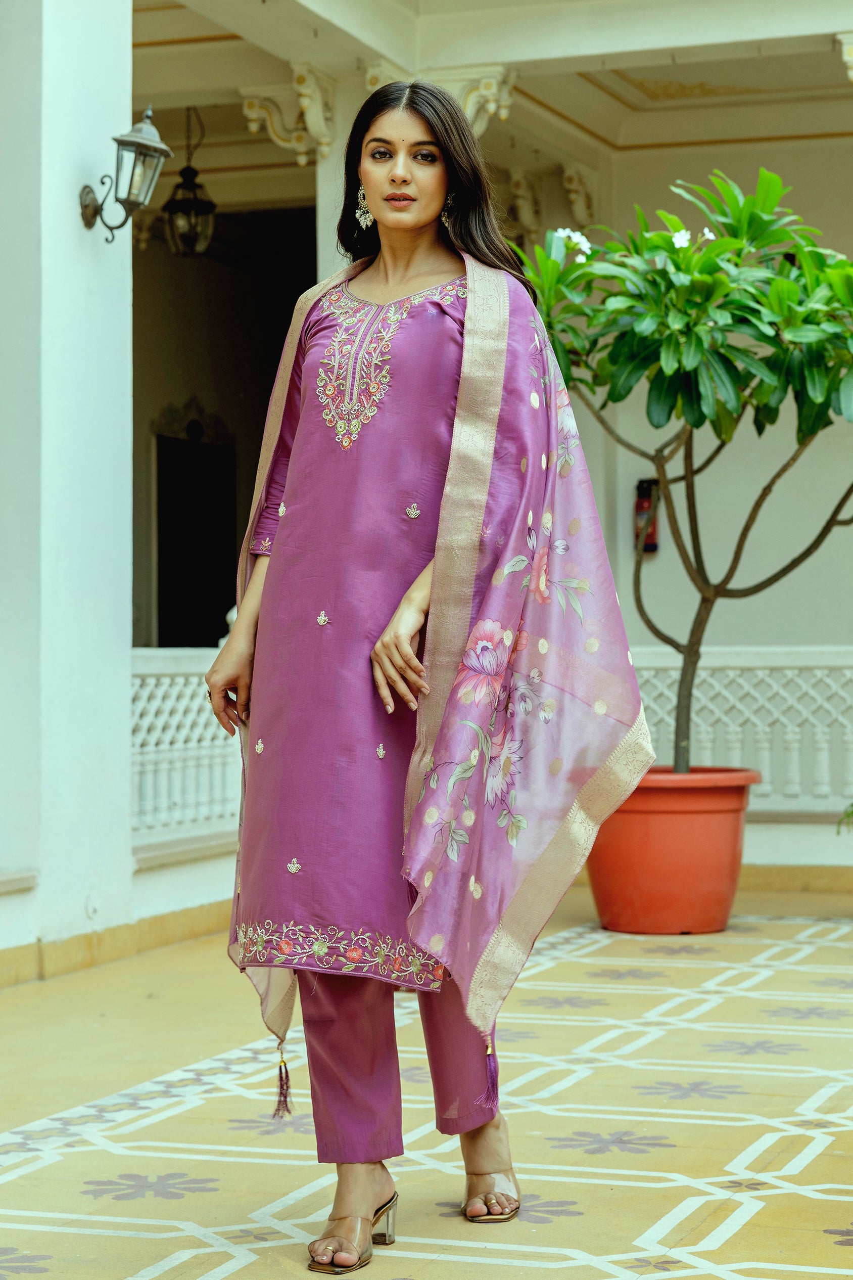 Women's Mauve Embroidered Kurta Pant & Floral Organza Dupatta Set