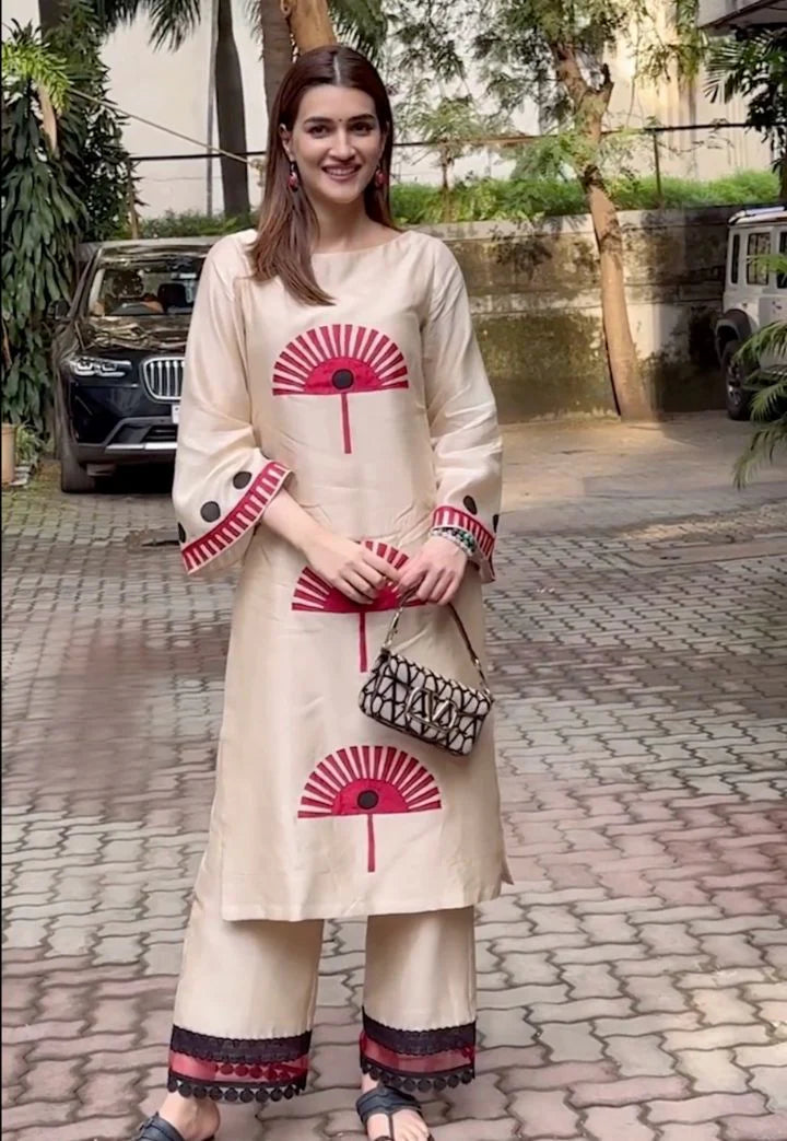 White Cotton Kurta Set with Graphic Fan Prints