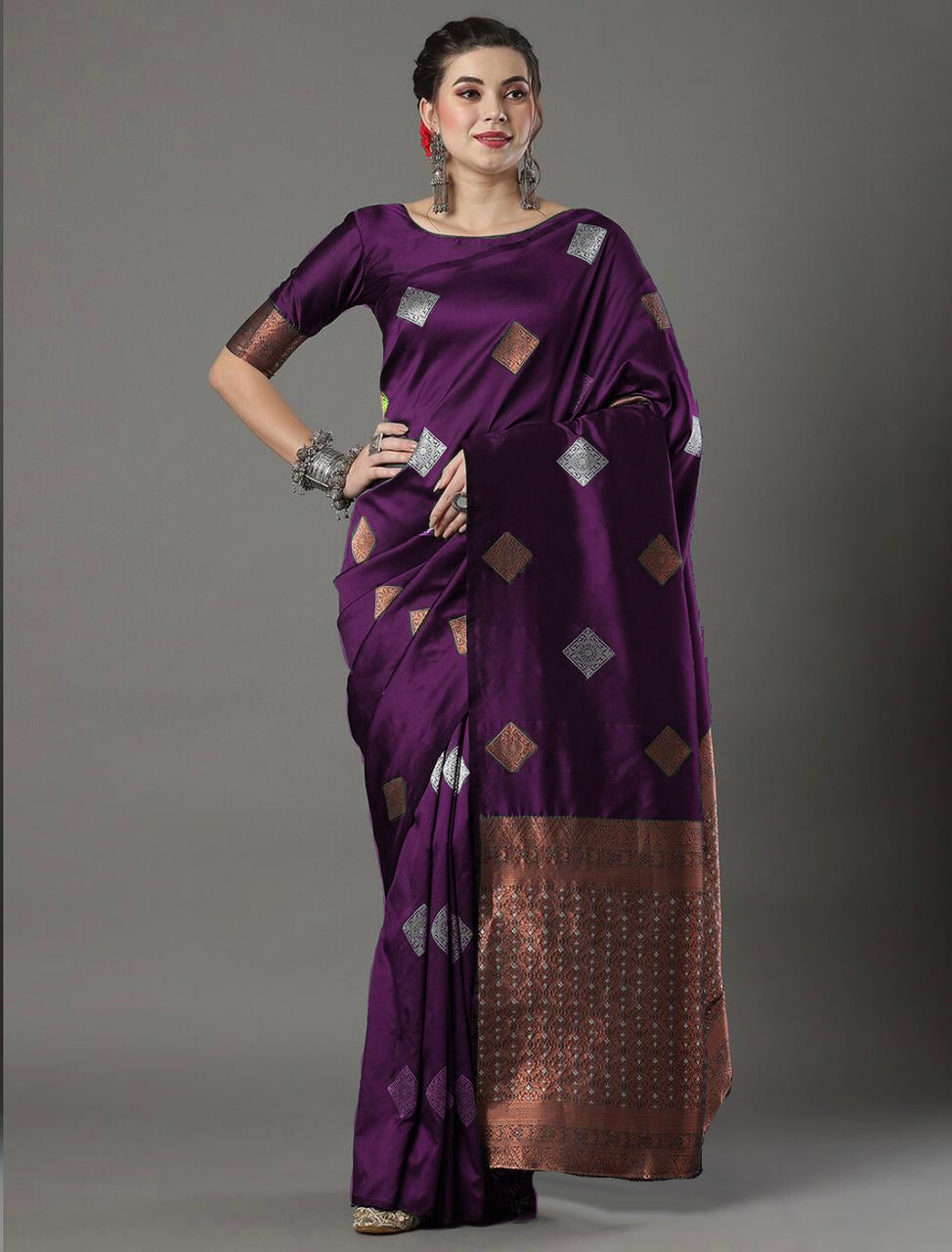 Women Silk Saree with Contrast Border | FS