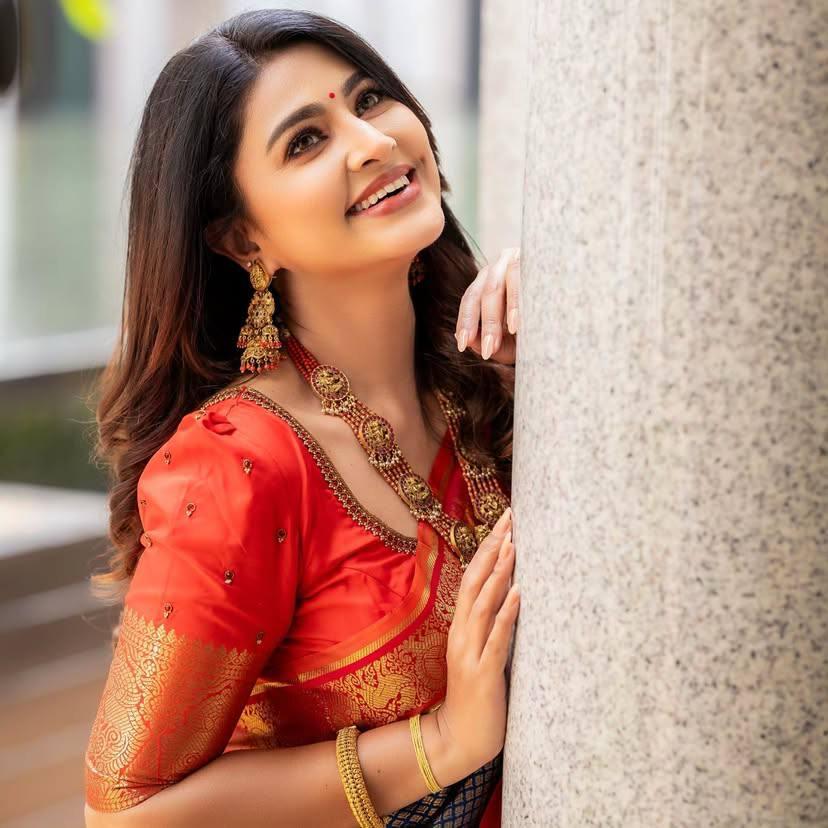 Woven Design Zari Pure Cotton Kanjeevaram Saree