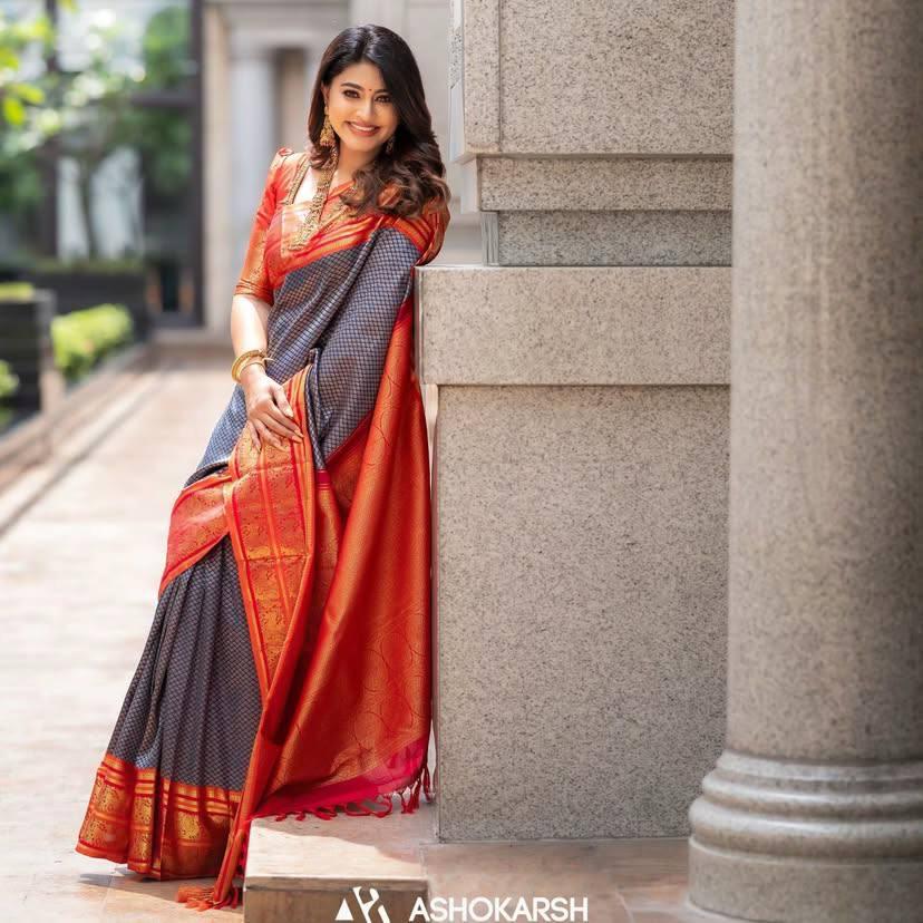 Woven Design Zari Pure Cotton Kanjeevaram Saree