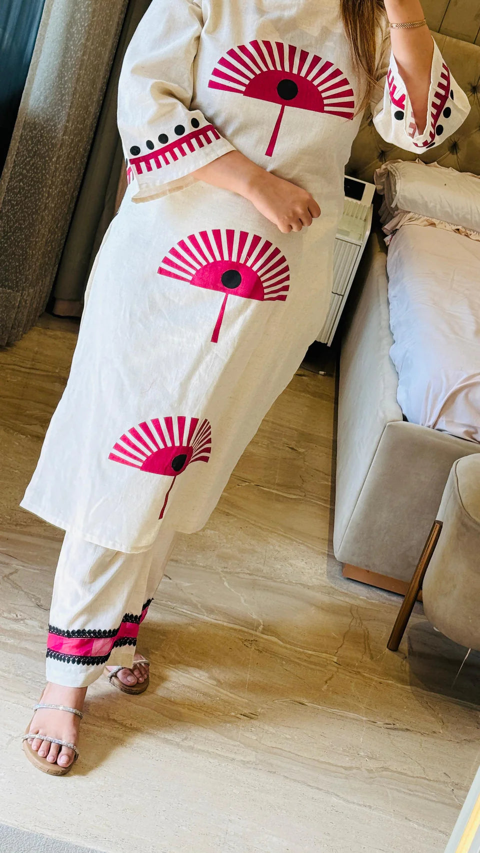 White Cotton Kurta Set with Graphic Fan Prints