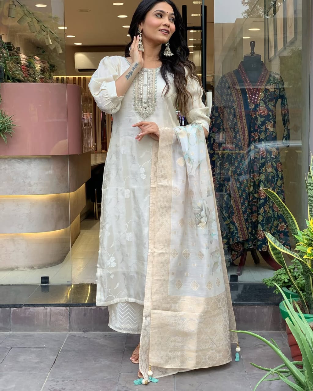Elegant Off-White Embroidered Kurta Set with Dupatta