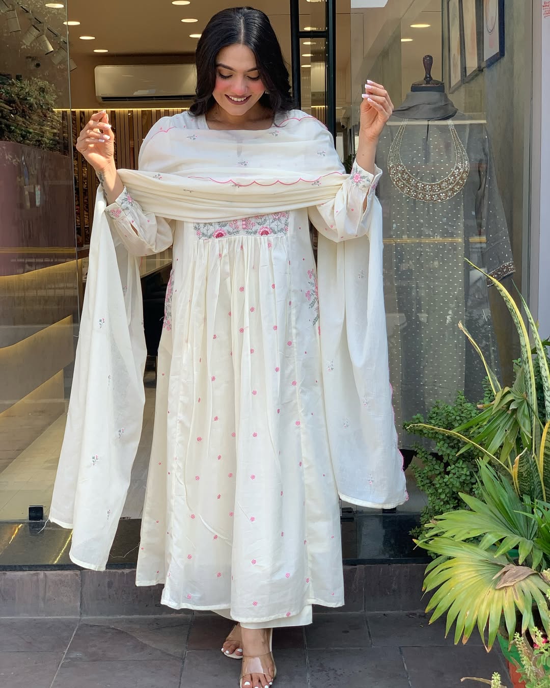 Elegant White Cotton Anarkali Kurta with Dupatta – Hand Embroidered Floral Detailing