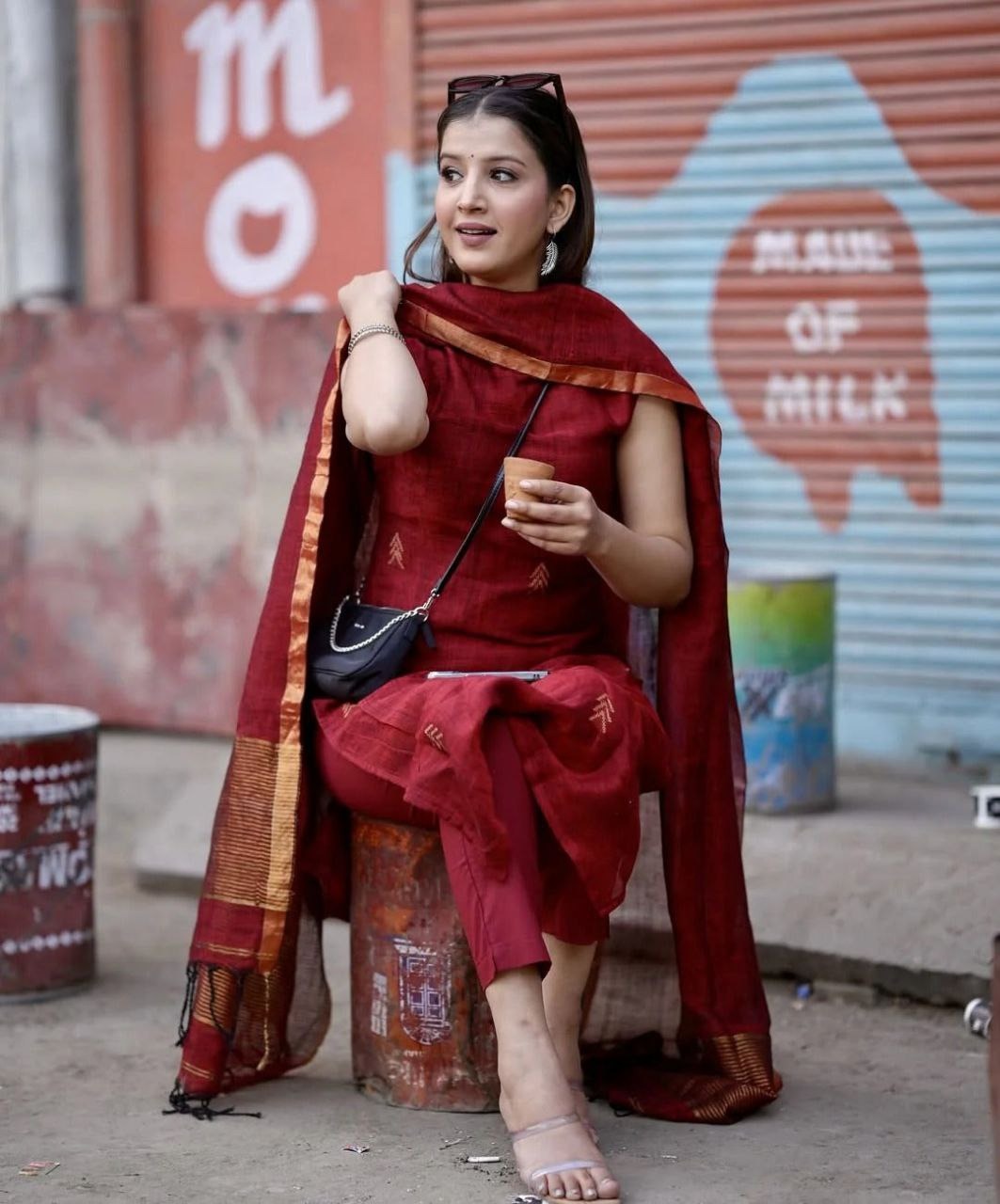 Maroon Sleeveless Kurta Set with Handwoven Border Dupatta