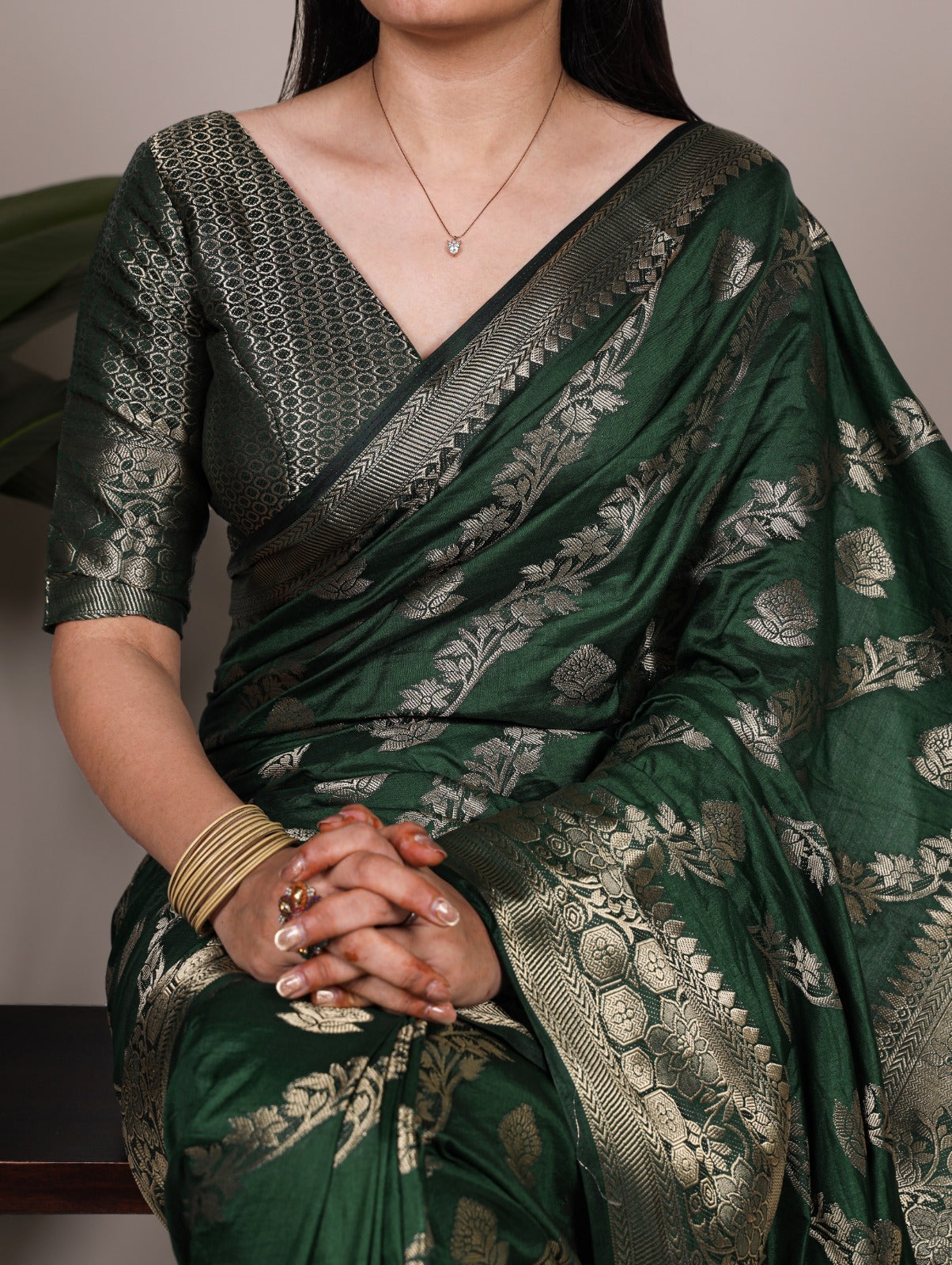 Designed for all-day comfort with a touch of festive finesse saree
