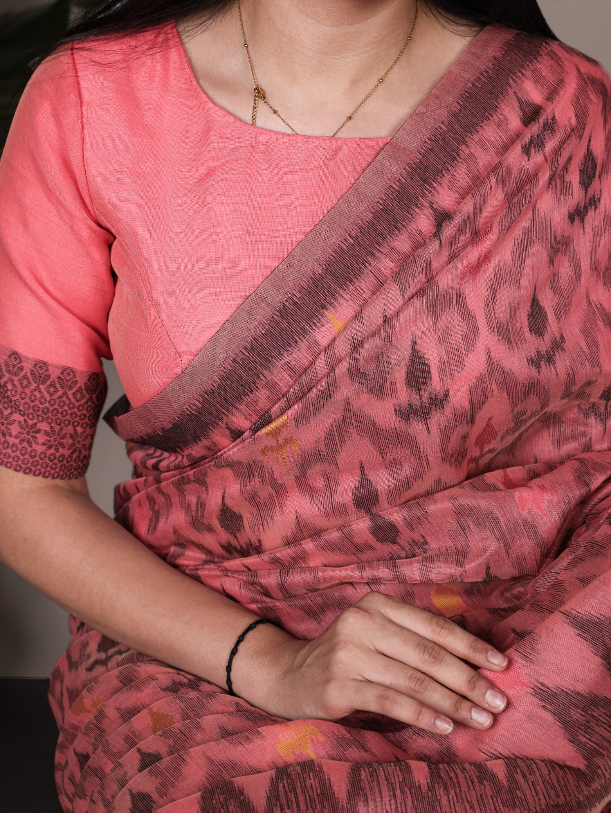 Comfort meets style in this soft Poly Cotton printed saree