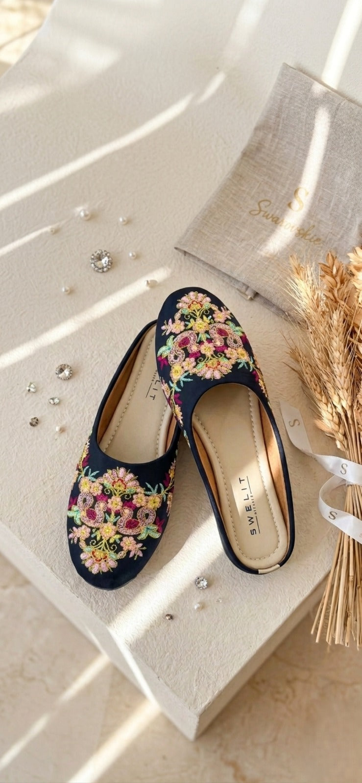 Women's Black Floral Paisley Embroidered Ethnic Mule Jutti – Slip-On Flat Footwear