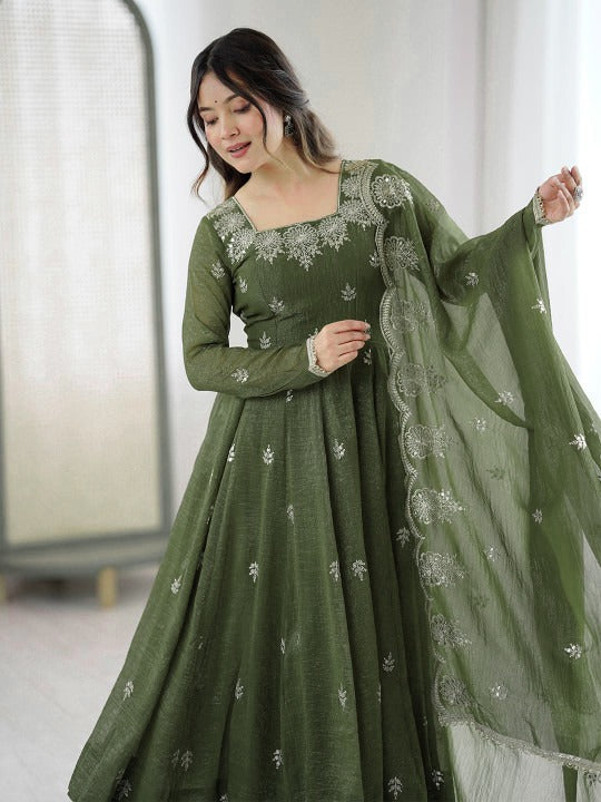 Women's Olive Green Embroidered Anarkali Kurta Pant & Dupatta Set
