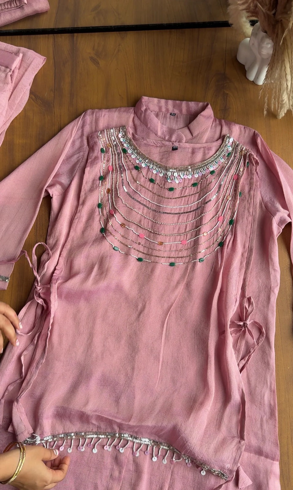 Women's Dusty Pink Hand Embellished Straight Kurta
