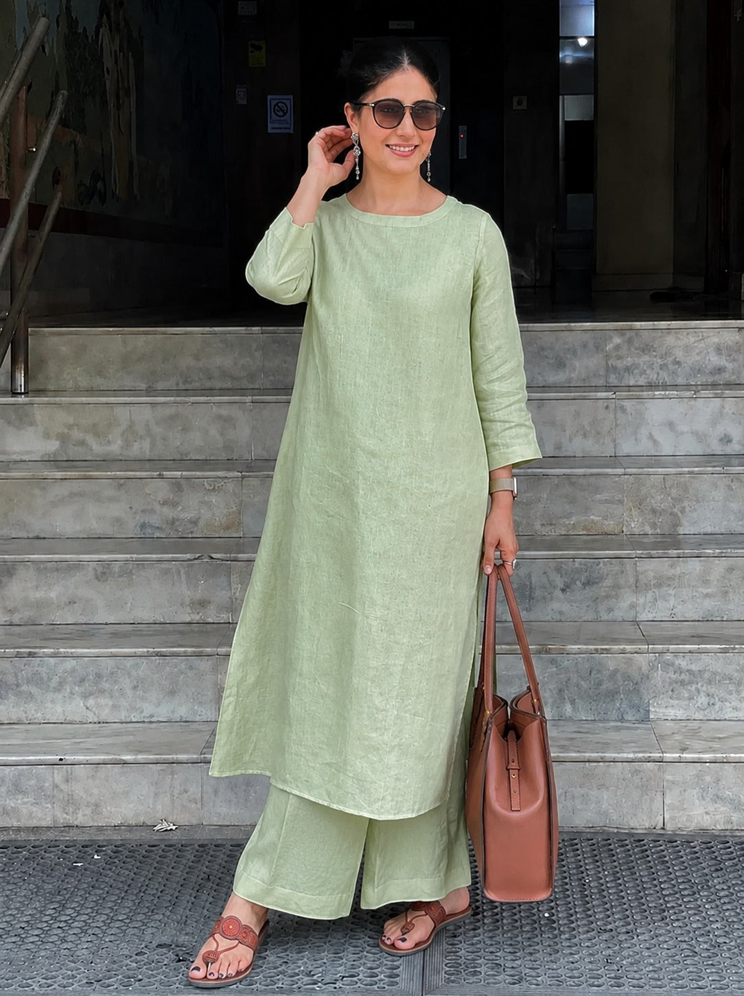 Women's Solid Sage Green Cotton Linen Straight Kurta Palazzo Set
