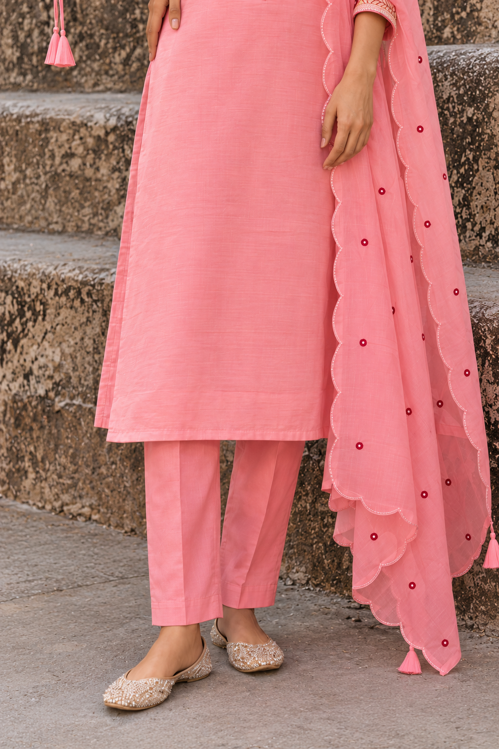 Tassled Embroidered Outfit