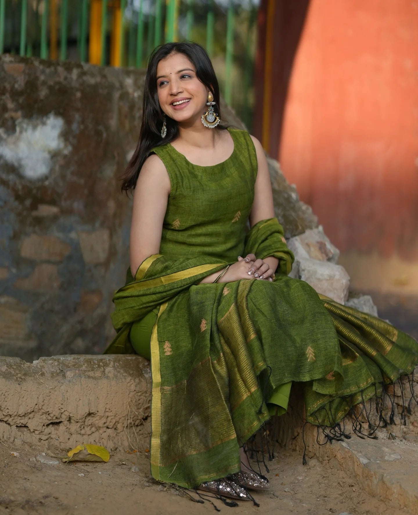 Women’s Olive Green Straight Kurta Set with Dupatta