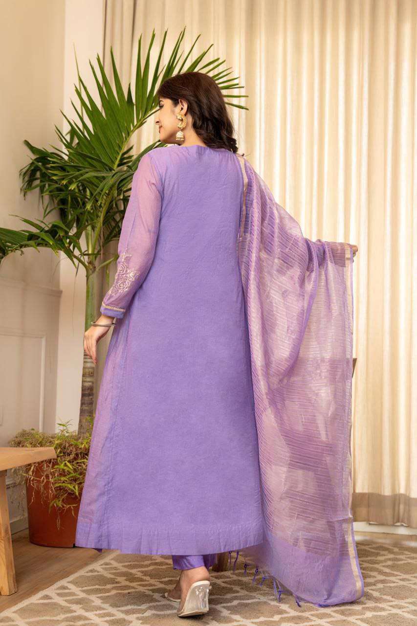 Graceful Lavender Embroidered Cotton Silk Kurta Set with Dupatta