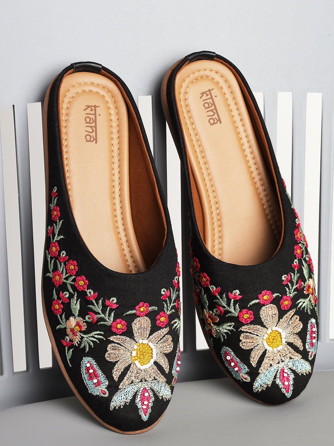 Embroidered Canvas Slip on Closed Toe Bellies