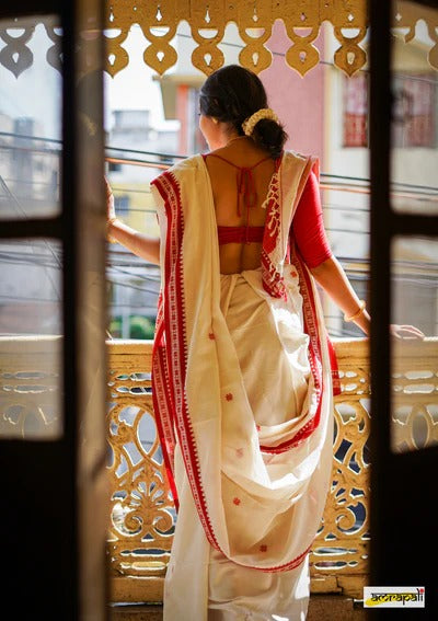 Women's White Saree with Red Embroidered Border