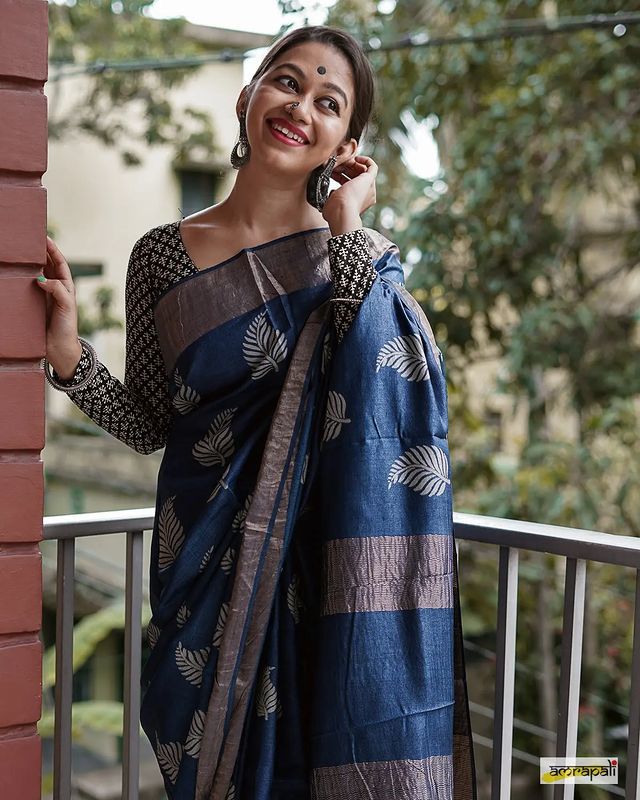 Women's Charcoal Blue Silk Saree with Golden Leaf Motifs