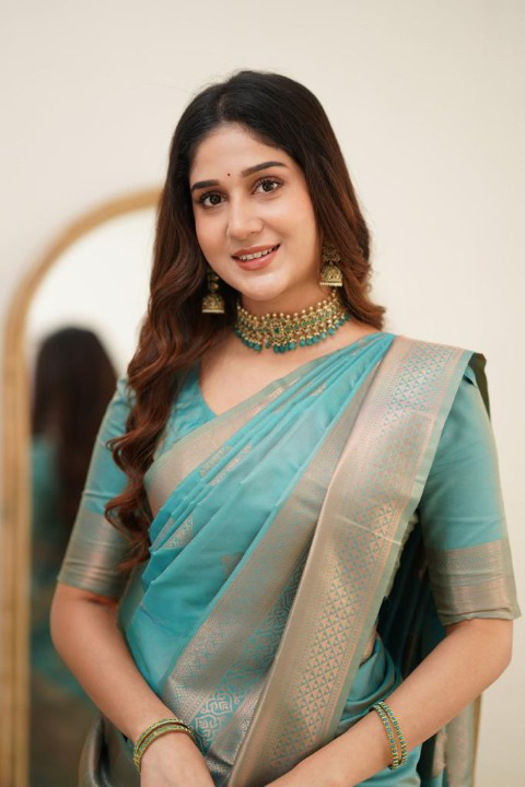 Women's Sky Blue Silk Blend Saree with Elegant Solid Weave & Designer Border