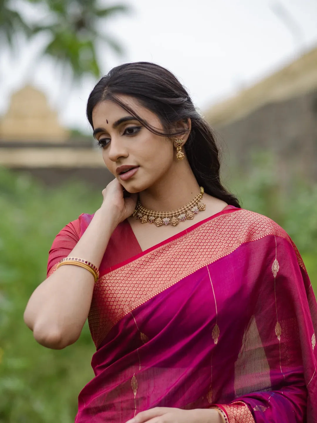 Women's Magenta Pink Silk Saree with Golden Zari Border