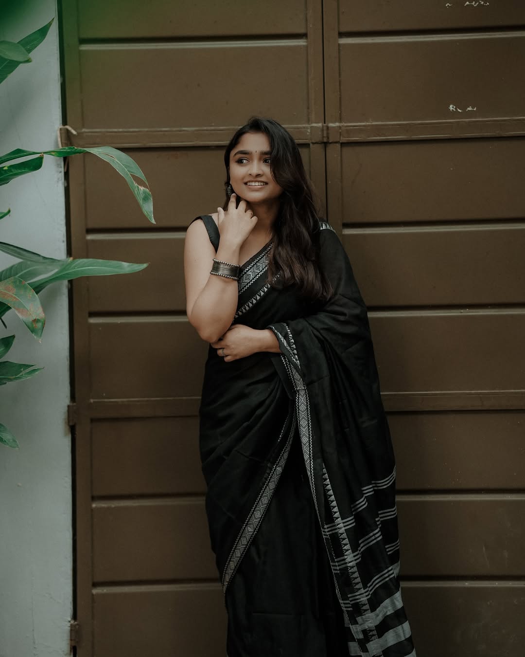Women's Elegant Black Saree with Silver Border