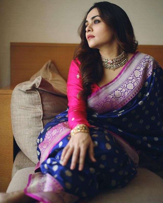 Royal Navy Blue Banarasi Silk Saree with Pink Contrast Border