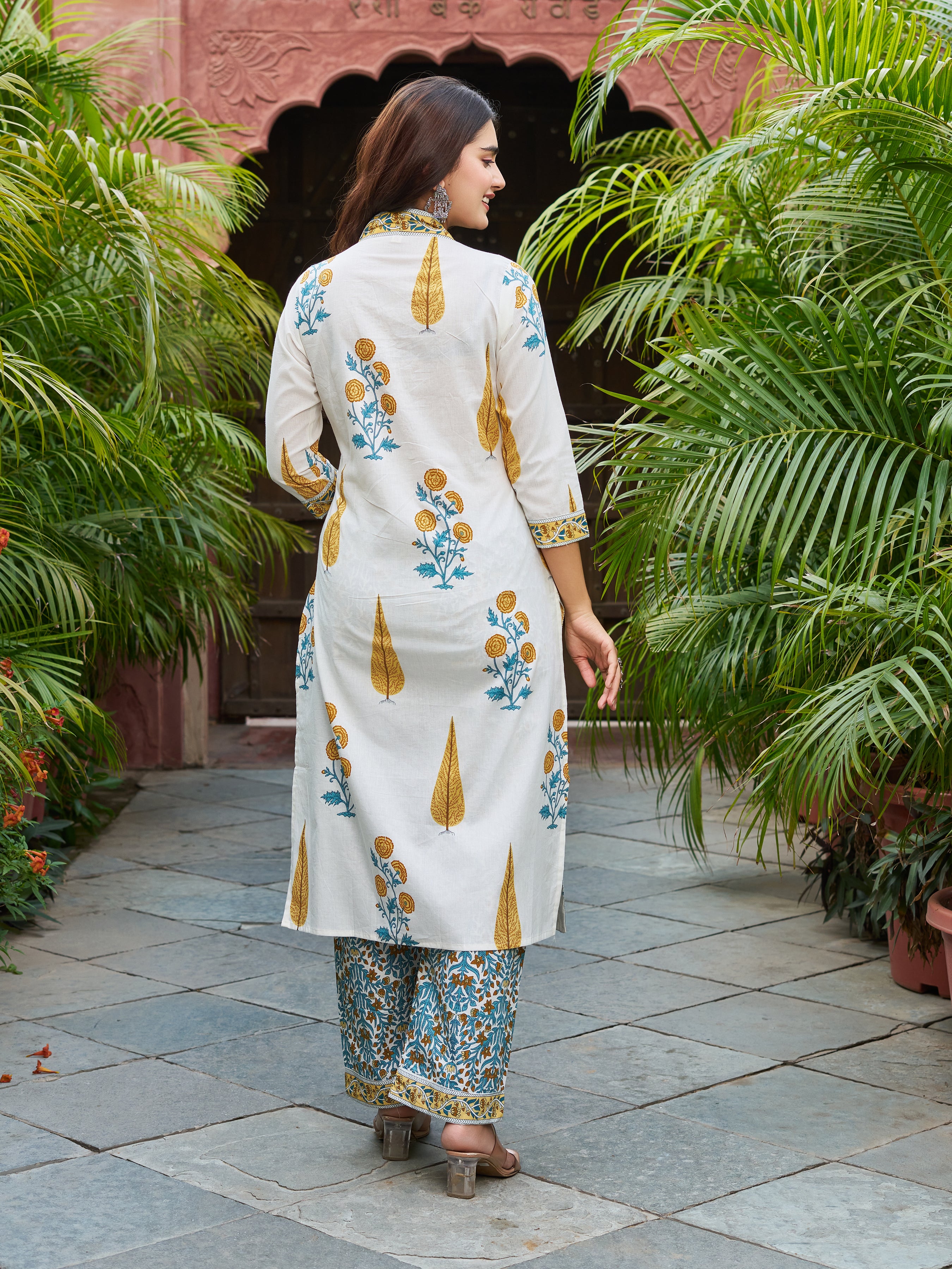 Ivory & Yellow Floral Printed Kurta Set with Matching Dupatta